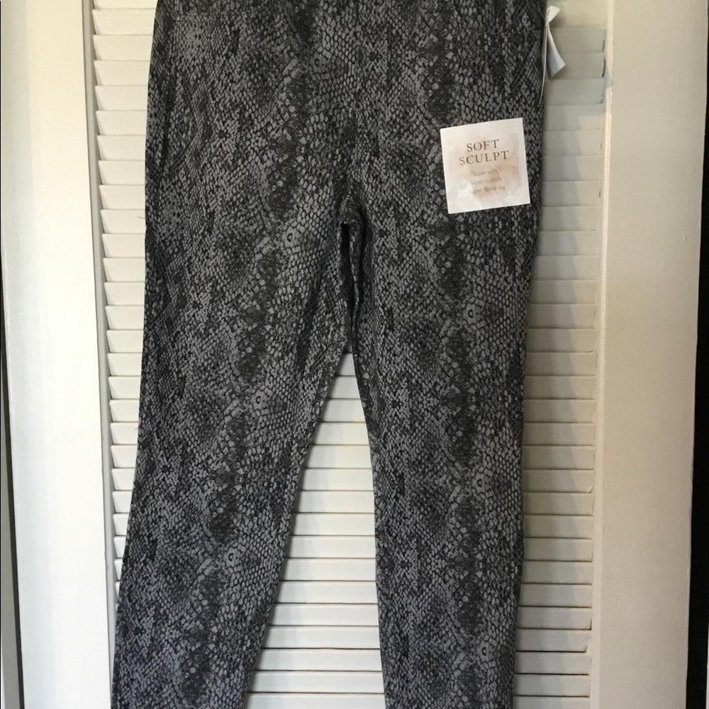 Jessica Simpson skinny  hi rise stretch  31
